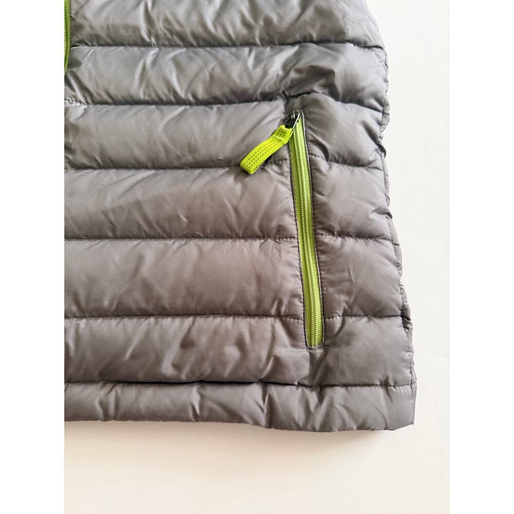 Patagonia Boys' Large Down Sweater Vest - Gray & Green - Picture 3 of 8